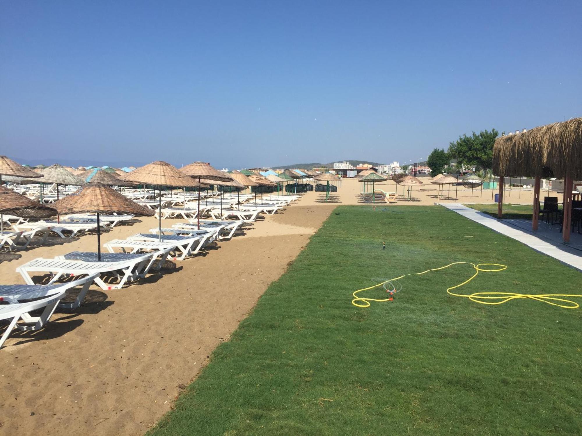 Grand Milano Hotel Ayvalik Exterior photo