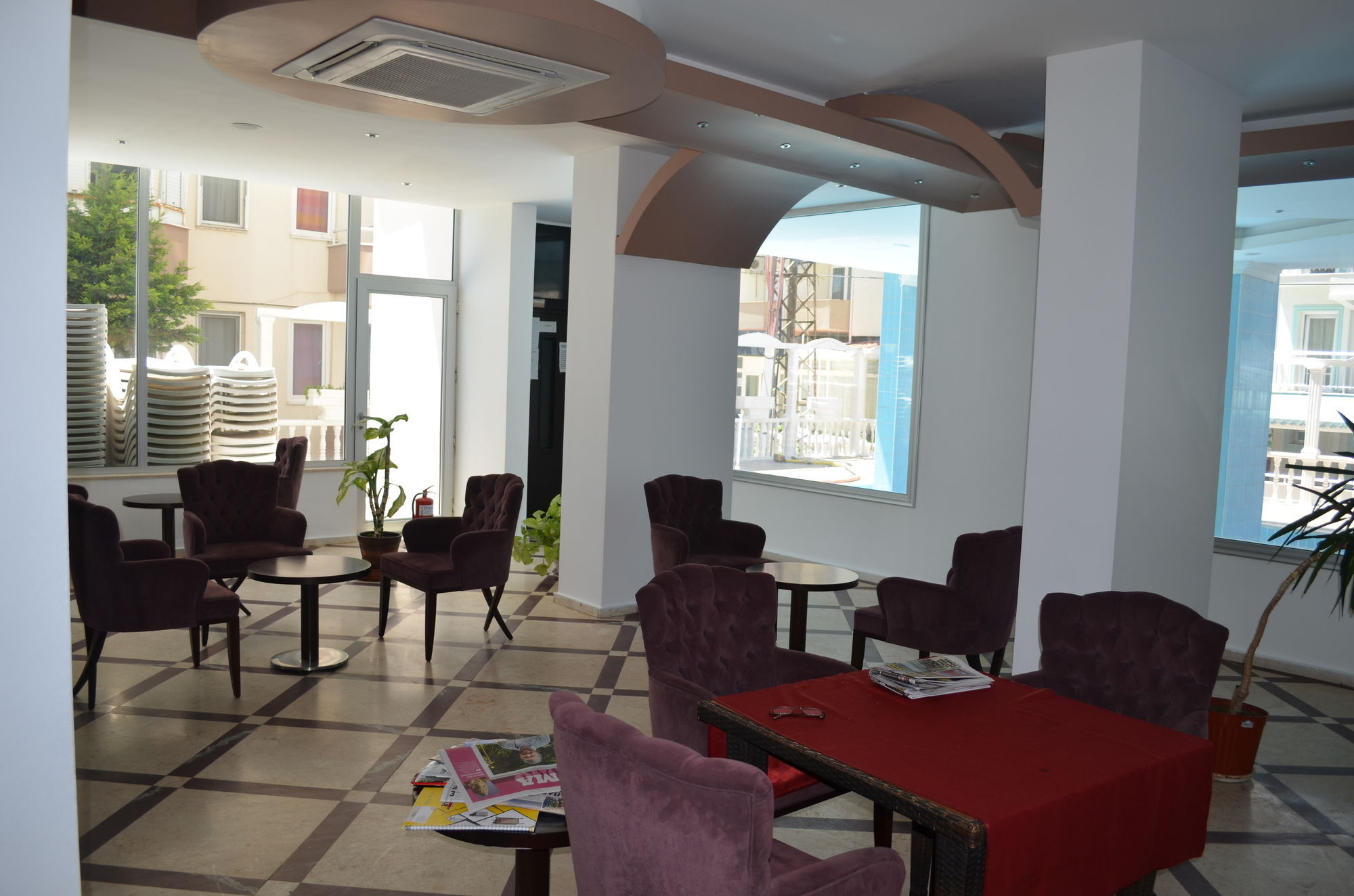 Grand Milano Hotel Ayvalik Exterior photo